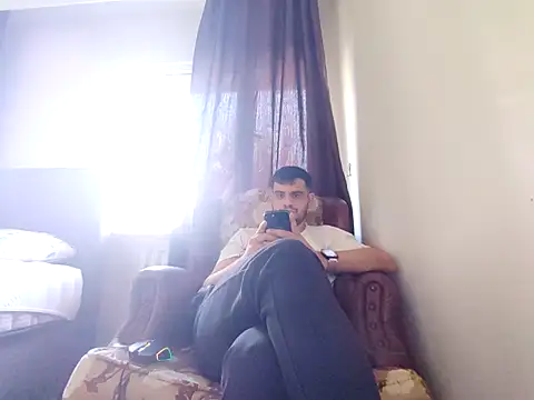 Chat +18 de YakisikliSikici ao vivo