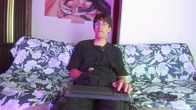 دردشة Dio__morningstar الجنسية المباشرة