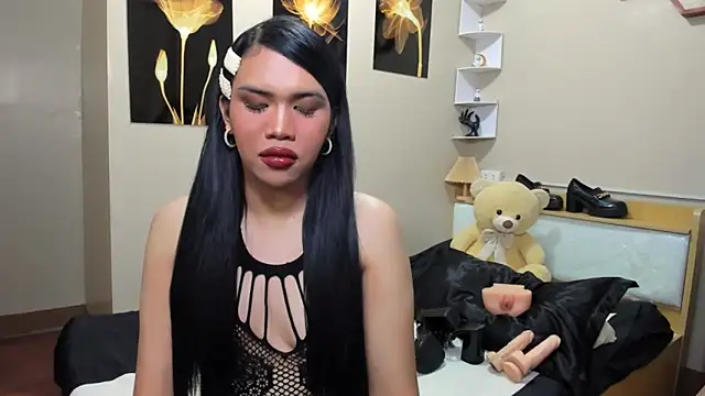 Вебкам-шоу hugecelestina