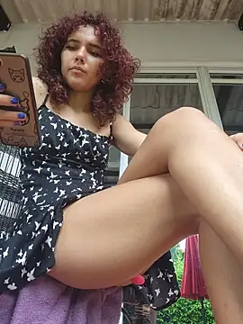 Isabella_Stark Chat XXX in diretta