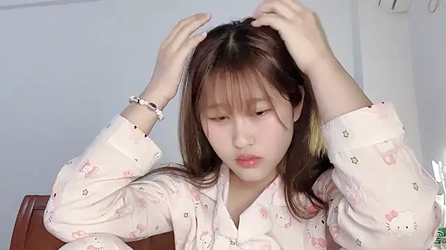 دردشة D-Dandan الجنسية المباشرة