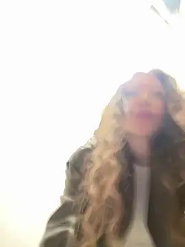 SaintSquirt Live XXX-chat