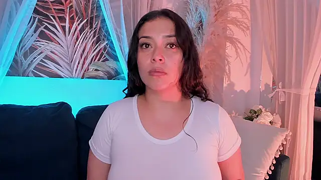 دردشة Nicolle_W الجنسية المباشرة