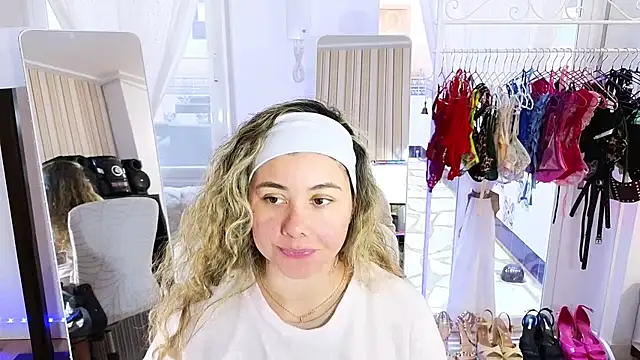 Tawny_cox Chat XXX live