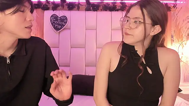 Daphne_And_Roger Adlı Modelin Web Kamerası Şovu