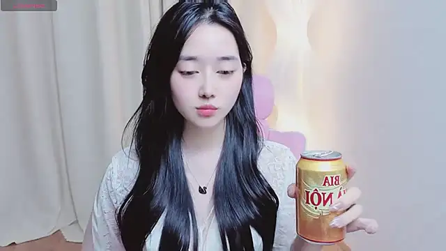 Chat +18 de Miu-999 ao vivo