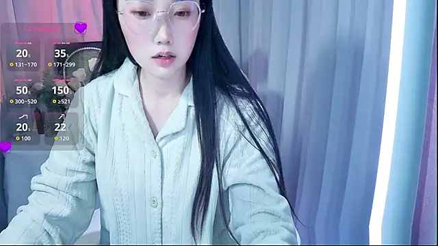 XIAOXIN-EET Adlı Modelin Canlı XXX Sohbeti