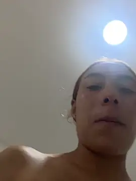 Little-Engel Adlı Modelin Canlı XXX Sohbeti