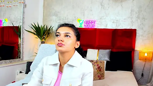 YasmineDelight Adlı Modelin Canlı XXX Sohbeti