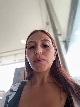 Queen_Scatlett webkamerás műsora