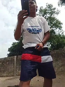 Pokazy przed kamerką – HOTRAINYGOLDEN