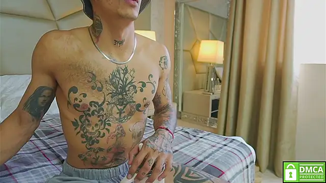 Be_curious élő XXX-chatje