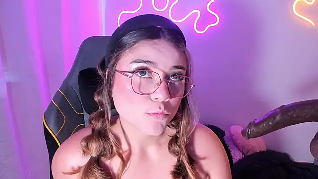 CassieBigass_ – Live XXX-chat