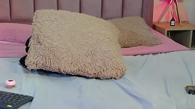 Živý XXX chat LiaTrainor