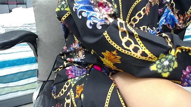 kyra_jeet – Naživo XXX chat