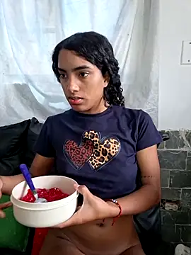 Chat XXX en directo de Cataleya_ja