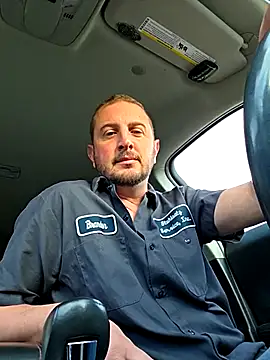 MrMechanic38: онлайн-секс-чат