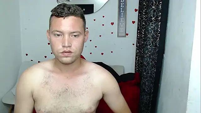 Вебкам-шоу sven_fox723