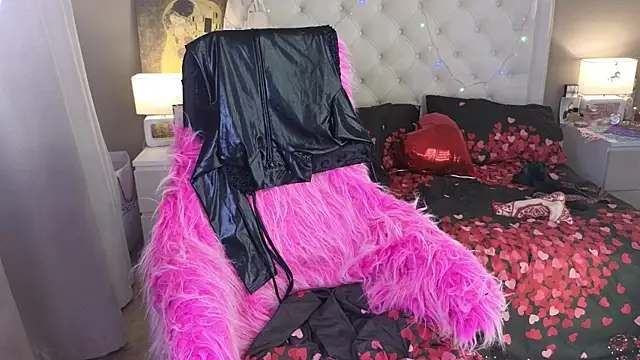 Chat +18 de RoxalanaStar ao vivo