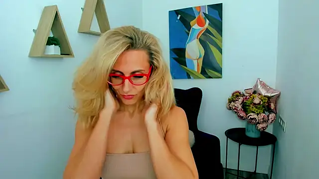 دردشة MuseOfStage الجنسية المباشرة