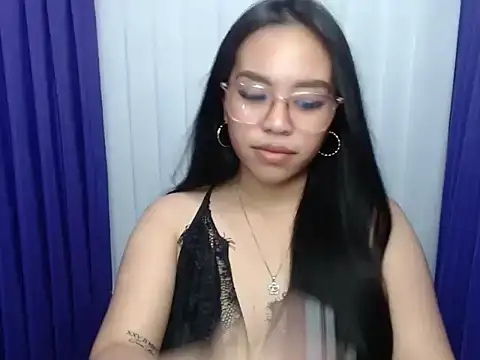 Lovely_apple19's Webcam Show