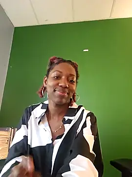 Chat +18 de oliviaprettypussy ao vivo