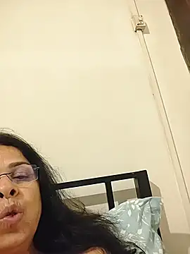 Онлайн чат XXX NakedMILFx