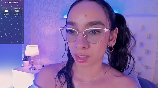 MalejaSanz: онлайн-секс-чат