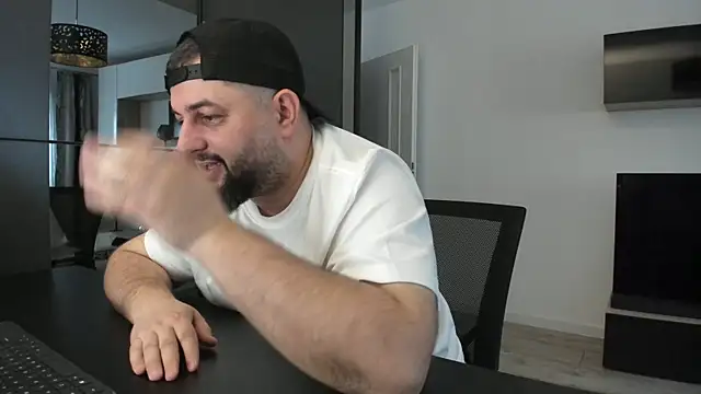 DravenPeak's Live XXX Chat