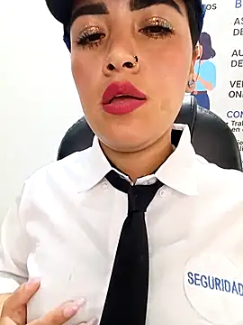 MAYE__13のライブXXXチャット