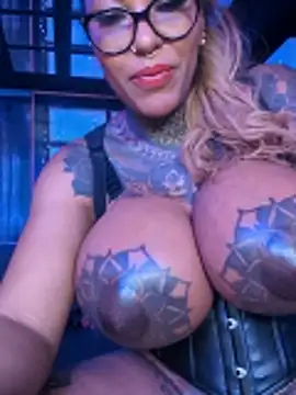 DarkDea Show in webcam