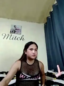 sexymitchyx24 网络视讯表演