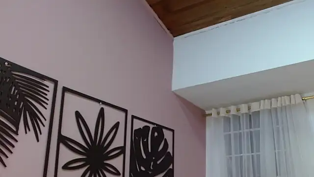 amara_rousse1's Live XXX Chat