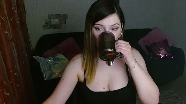 Chat +18 de Arielsssplash ao vivo