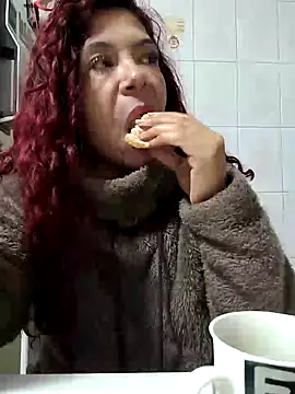 Scarlet_curly8a Chat XXX in diretta