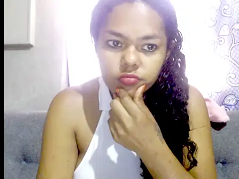 dirtyxgirlxxxschoolgirlのライブXXXチャット