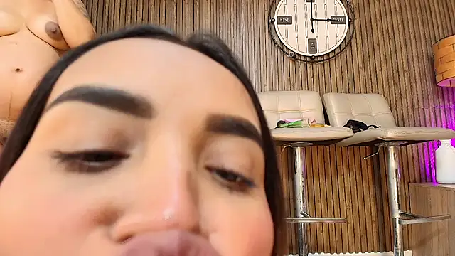 Baby9hotのライブXXXチャット