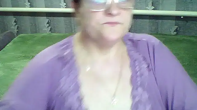 ElzaJewel's Live XXX Chat