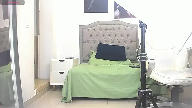 marc_ruffa Show Webcam