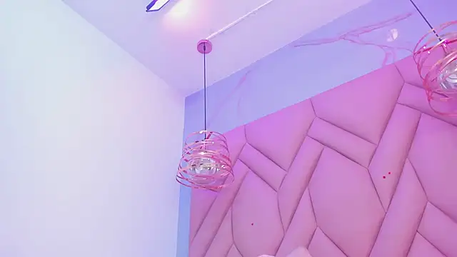 LunaCrop: απευθείας συνομιλία ΧΧΧ