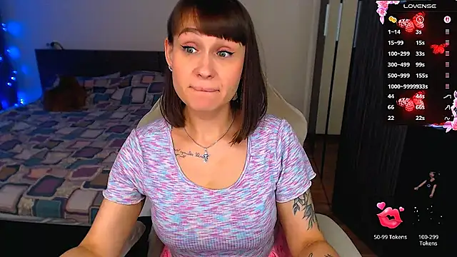 Mel_Lovell_: онлайн-секс-чат