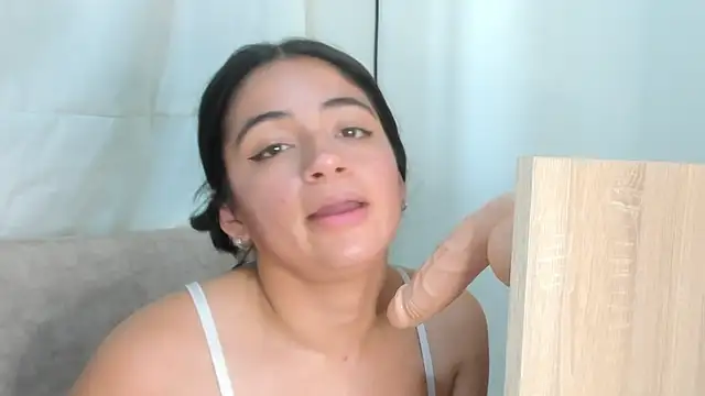 Mariian_Zeller's Webcam Show