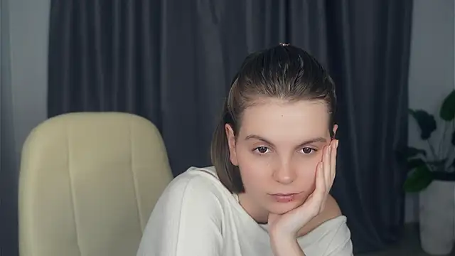 Chat XXX en directo de AnnaSchroen