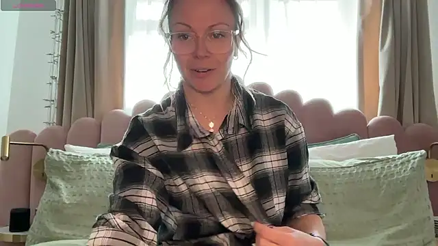 MelodyRoseUk – Live XXX-chat