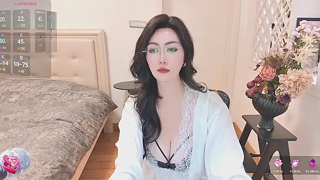 micromicro-- Live XXX-Chat