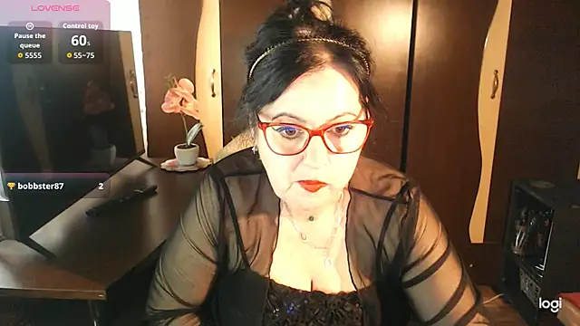 exiMIlf Live XXX-Chat