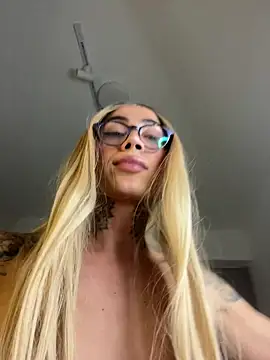 miss_tatiana_'s Webcam Show