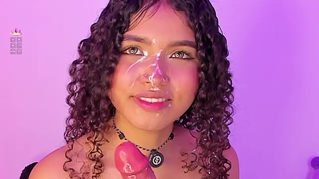 دردشة EloiseSweetxx الجنسية المباشرة