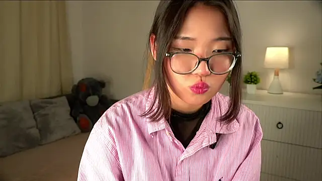 NelleMihalkon Live XXX chat