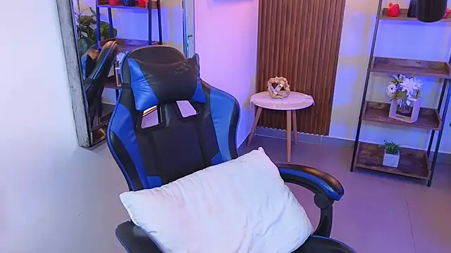 Kenya--Buhle 라이브 XXX 채팅